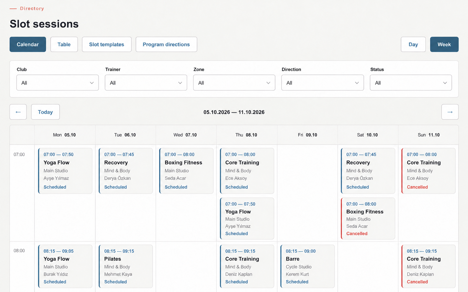 BookWelo Slot sessions weekly calendar with filters, trainers, class times, and statuses